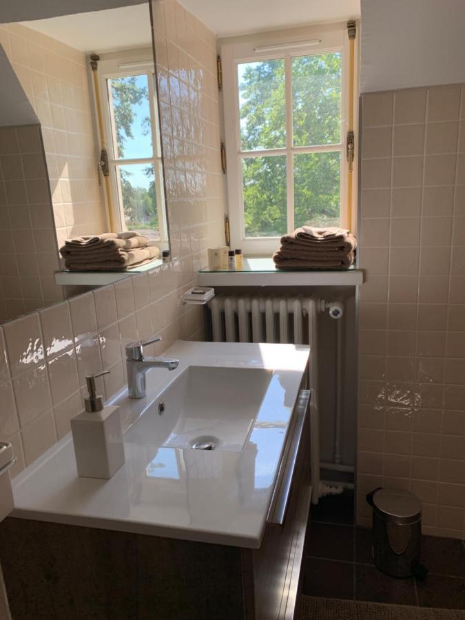 Le Donjon D'Anthon Bed & Breakfast ภายนอก รูปภาพ